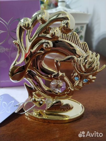 Статуэтки сувениры с кристаллами