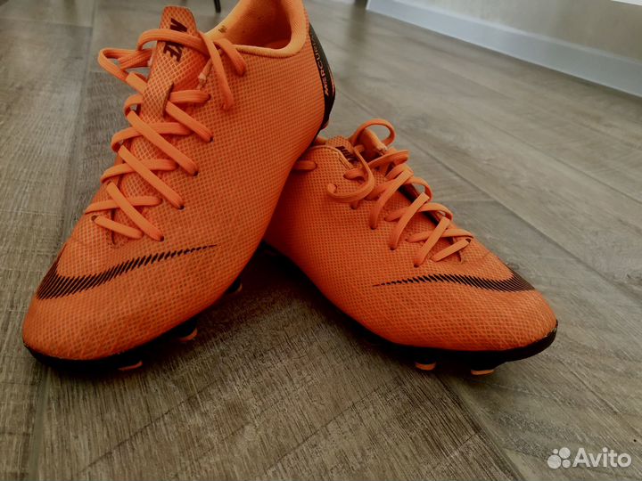 Футбольные Бутсы Nike mercurial 35размер оригинал