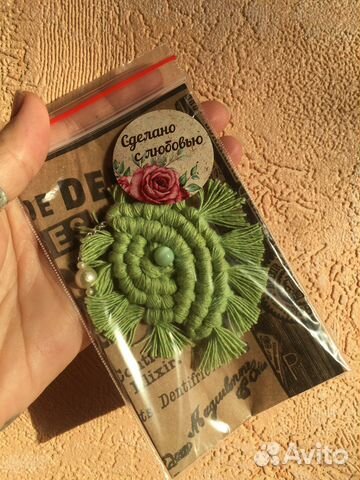 Брошь ручной работы