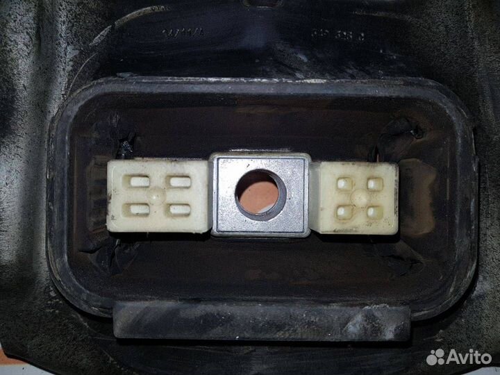 Подушка кпп Ford Focus 3 2011 7M517M121