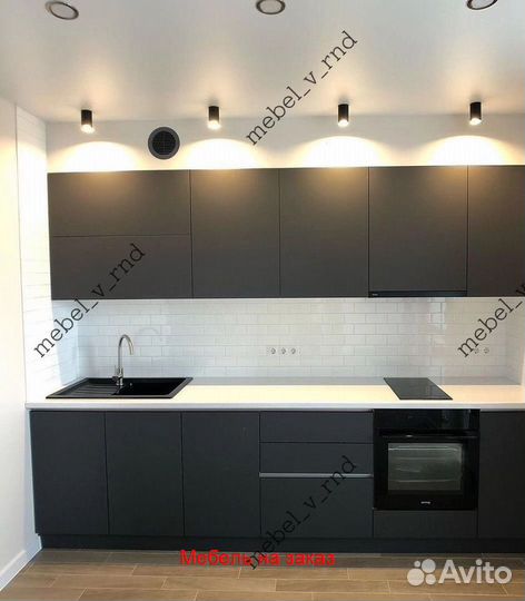 Кухонный гарнитур / Кухни на заказ