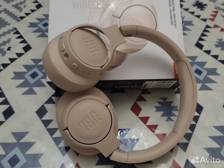 Наушники jbl tune 710bt с беспр./пров. соединением