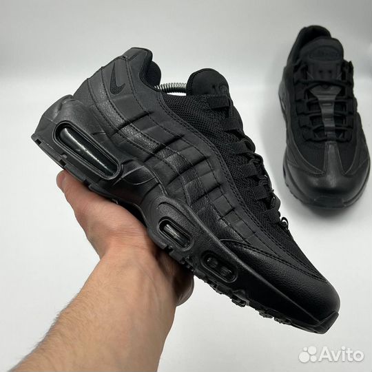 Nike Air Max 95 Triple Black