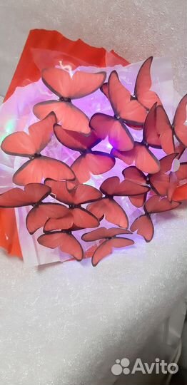 Светящийся букет из бабочек