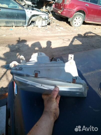 Daewoo nexia фара правая N100