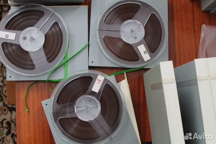 Бобины для катушечного магнитофона