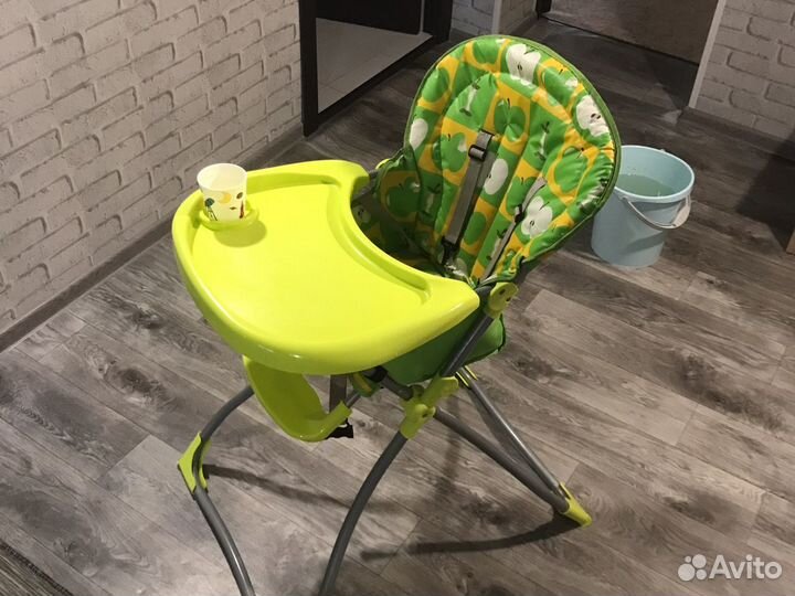 Детский стульчик для кормления