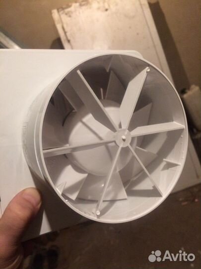 Вентилятор вытяжной 125