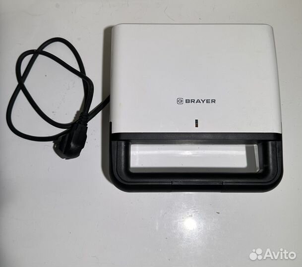 Сэндвичница Brayer Br2201 750Вт