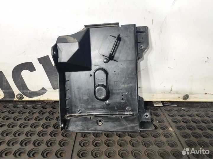 Крышка блока предохранителей Volvo FH