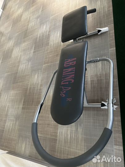 Тренажер (скамья для пресса)