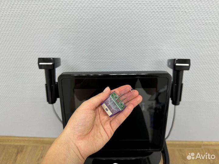 Аппарат Микроигольчатый РФ лифтинг 3в1