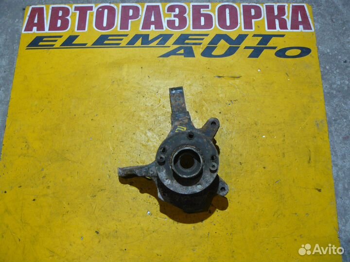 Кулак передний правый для Renault Laguna II