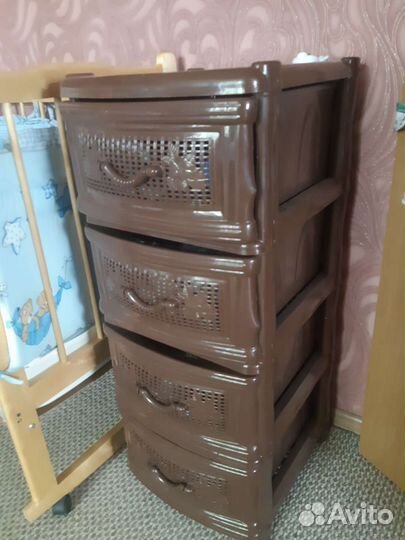 Ящик пластиковый