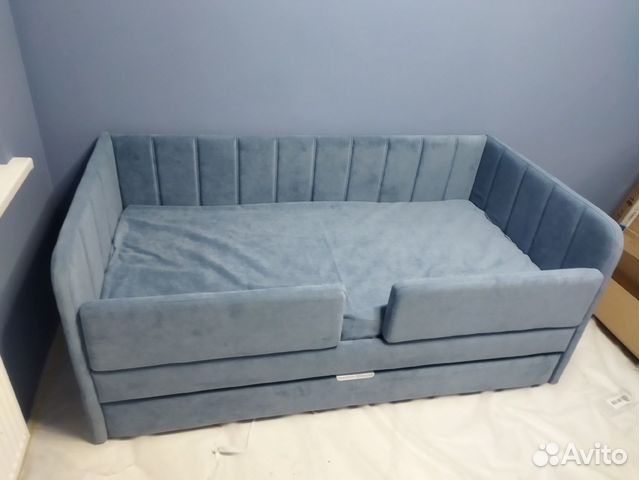 Подростковая мягкая кровать