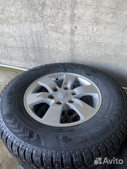 Nokian Tyres Nordman 5 SUV 245/70 R16