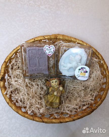 Изделия ручной работы (мыло, шоколад, леденцы)