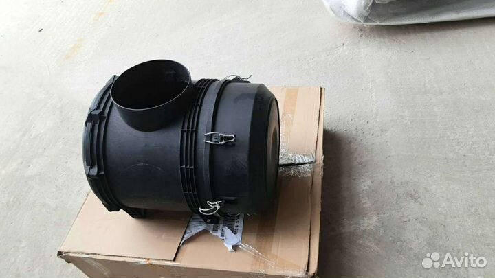 Корпус воздушного фильтра на Камаз 5490