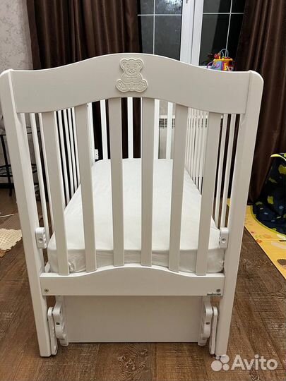 Детская кроватка с маятником Гандылян Ванечка