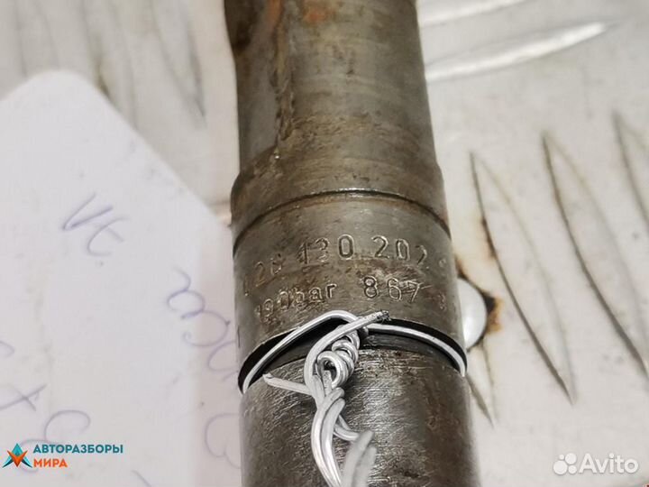 Форсунка Volkswagen Polo 3 1998 028130202S