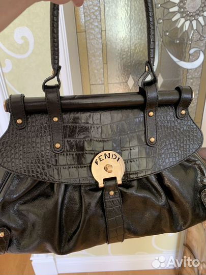 Сумка Fendi Black Crocodile -Trimmed Magic Bag