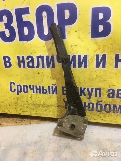 Рычаг стояночного тормоза ваз (LADA) 2110