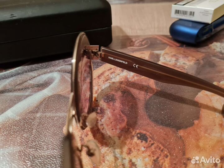 Солнцезащитные очки женские брендовые