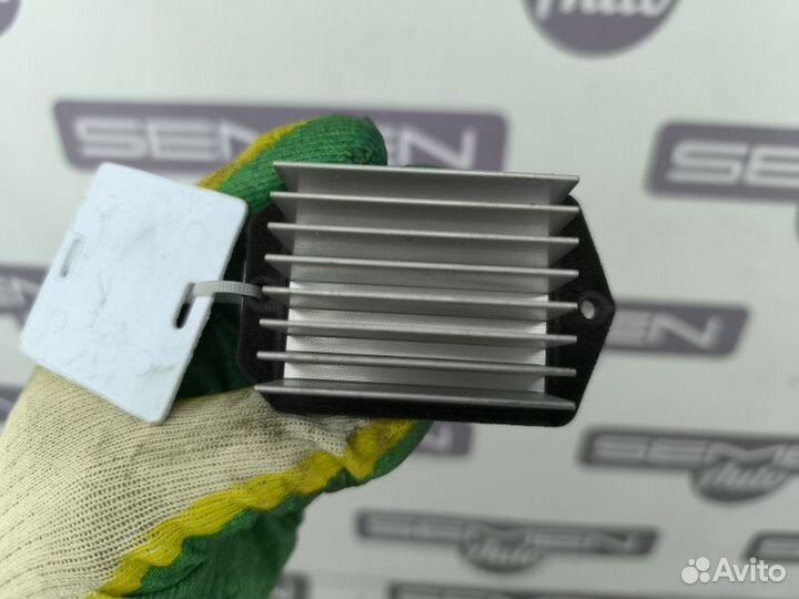 Резистор печки Honda Civic FD1 FD3 FD7 2006-2012