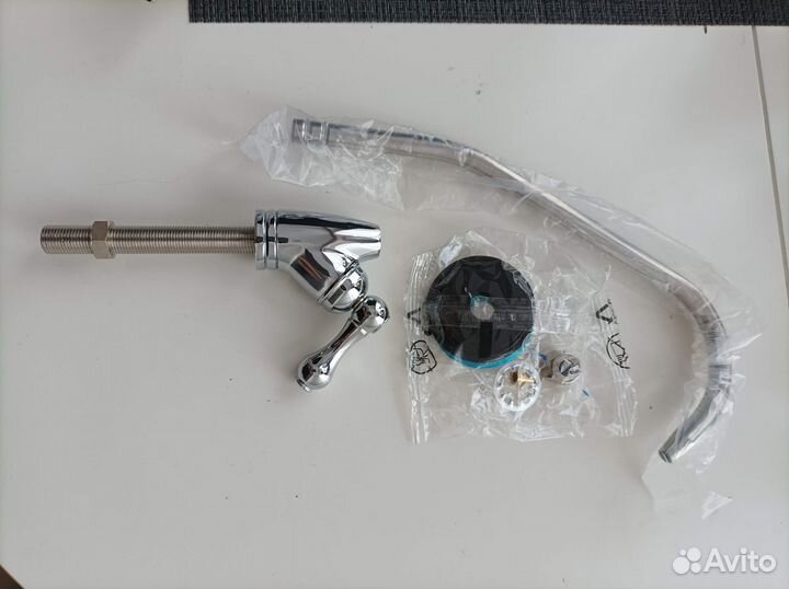 Кран для фильтра питьевой воды