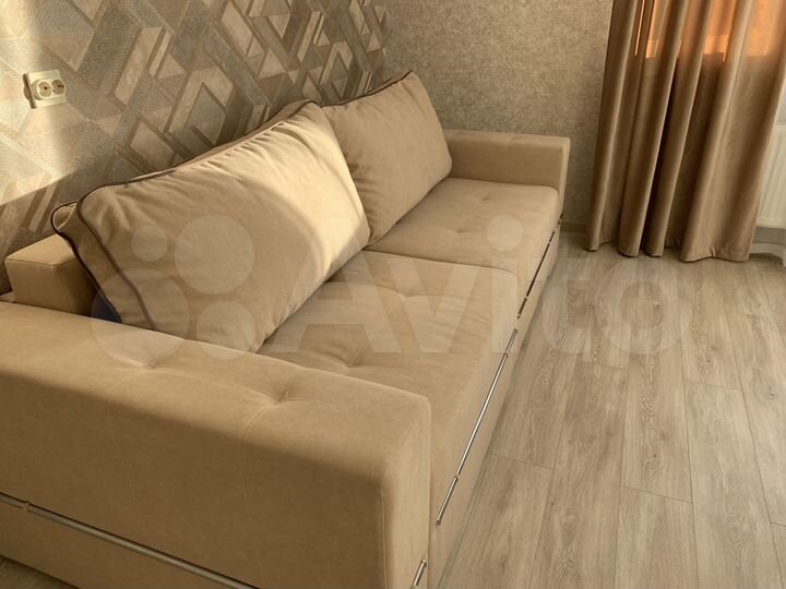 3-к. квартира, 77 м², 14/20 эт.