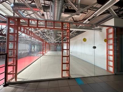 Сдам торговое помещение, 98.8 м²