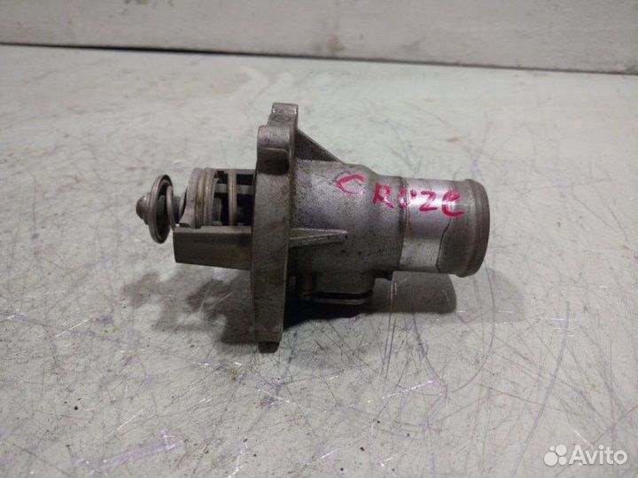 Корпус термостата Chevrolet Cruze J300 LXT