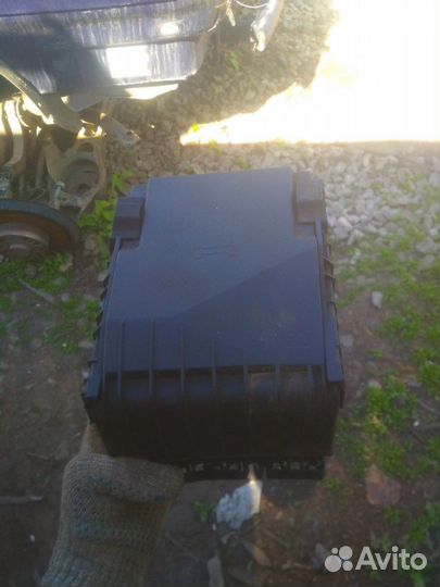 Монтажный блок предохранителей Шкода Октавия а5