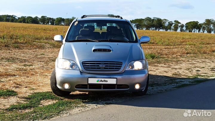 Kia Carnival, 2003