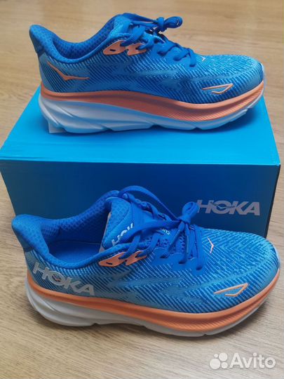 Кроссовки Hoka женские 38