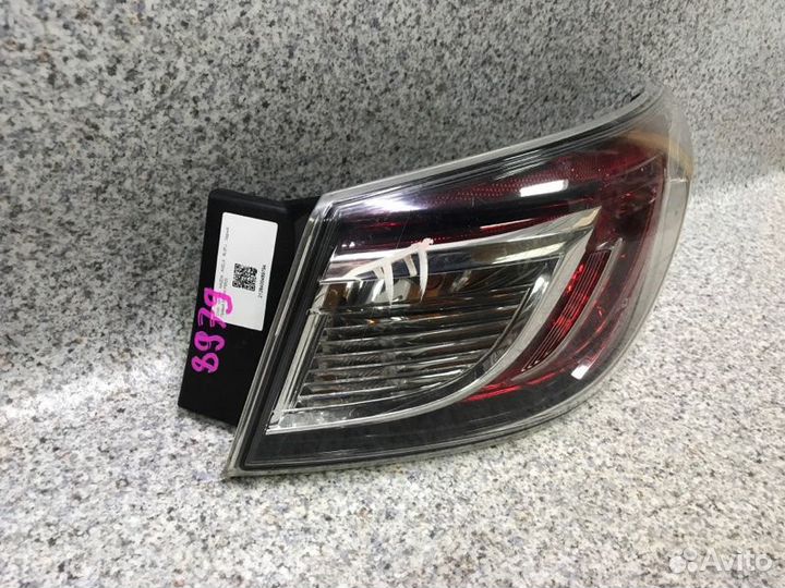 Фонарь правый Mazda 3 BL 2010