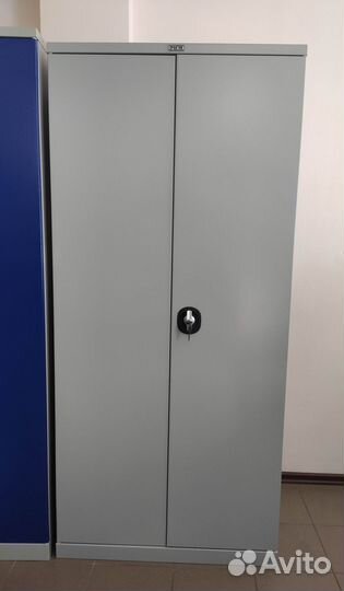 Шкаф металлический Практик св-12
