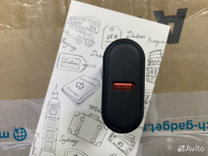 Пауербанк mini 10000mAh черный дисплей англия