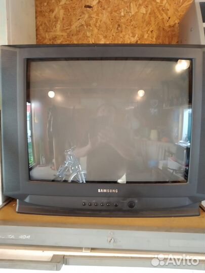 Телевизор samsung