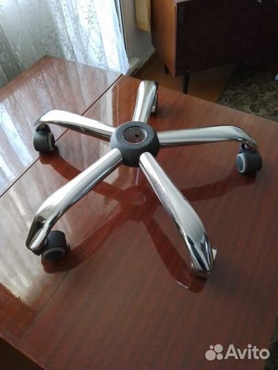 Крестовина на колесиках