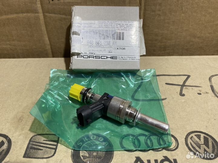 Форсунка топливная Porsche Cayenne 948605230AX Нов