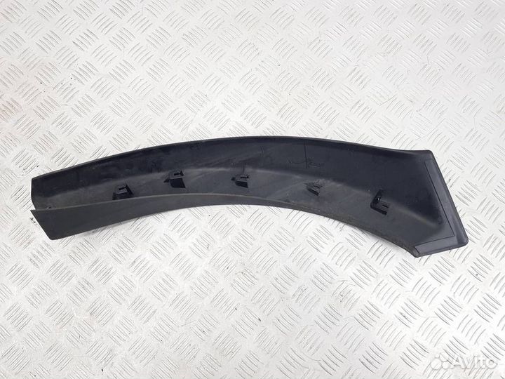 J8A228370AD Молдинг крыла заднего правого Land-Ro