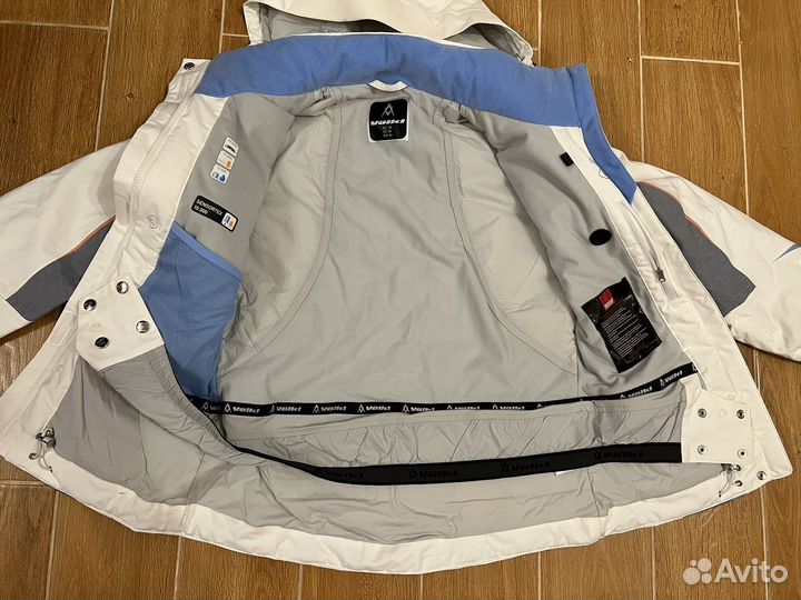 Горнолыжная куртка volkl