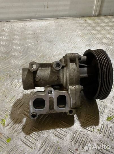 Помпа Hyundai Santa Fe CM G4KE 2012