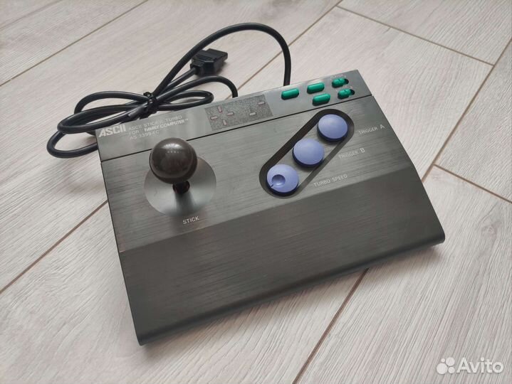 Контроллеры для Nintendo Famicom