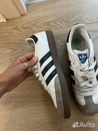 Adidas samba