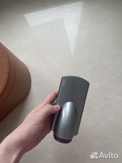 Выпрямление насадки на стайлер Dyson