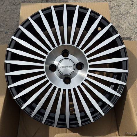 Литые диски Sakura Wheels 181 7×R16 4×100