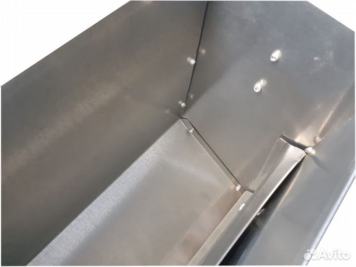 Кормушка для кур, уток, гусей нетпотерь