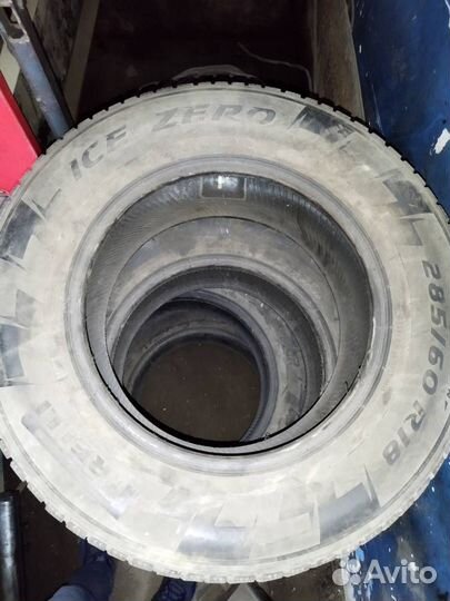 Pirelli Ice Zero 285/60 R18